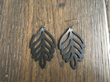 Open Leaves - Black