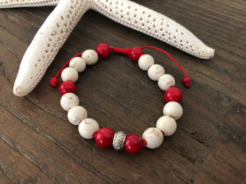 Coral and White Turquoise Beaded Bracelet